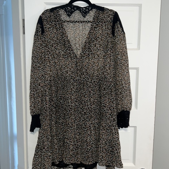 Never worn Topshop long sleeve Midi Lace Trim Ditsy Faux Floral Dress. Size 12. - Picture 8 of 11